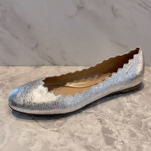 Chloe silver metallic scalloped flat SINGLE SHOE LEFT SHOE SZ 7.5